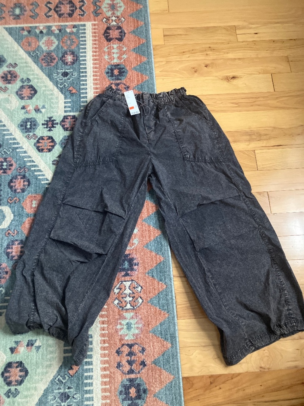 Brand New Urban Outfitters wide legged pants